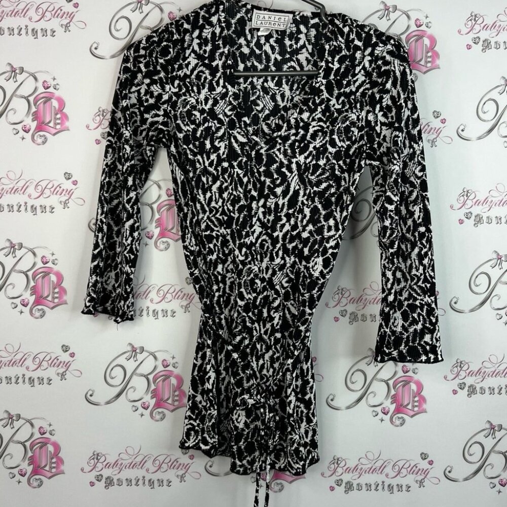 Daniel Laurent top tie up waist pleated Black and White Print Blouse